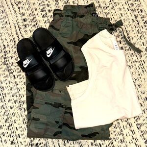 Women’s Nike sandals